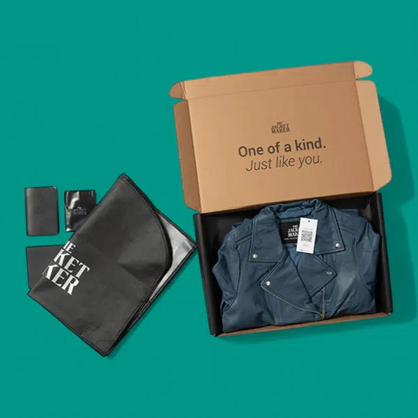 custom-gift-boxes-for-jackets (1)